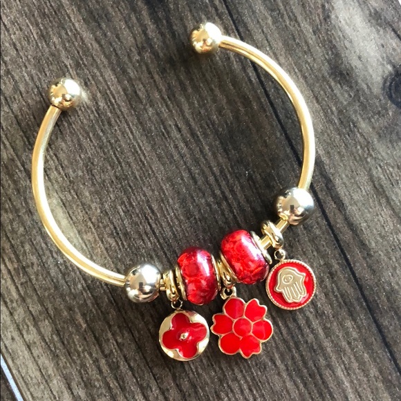 Bracelet - Picture 1 of 6